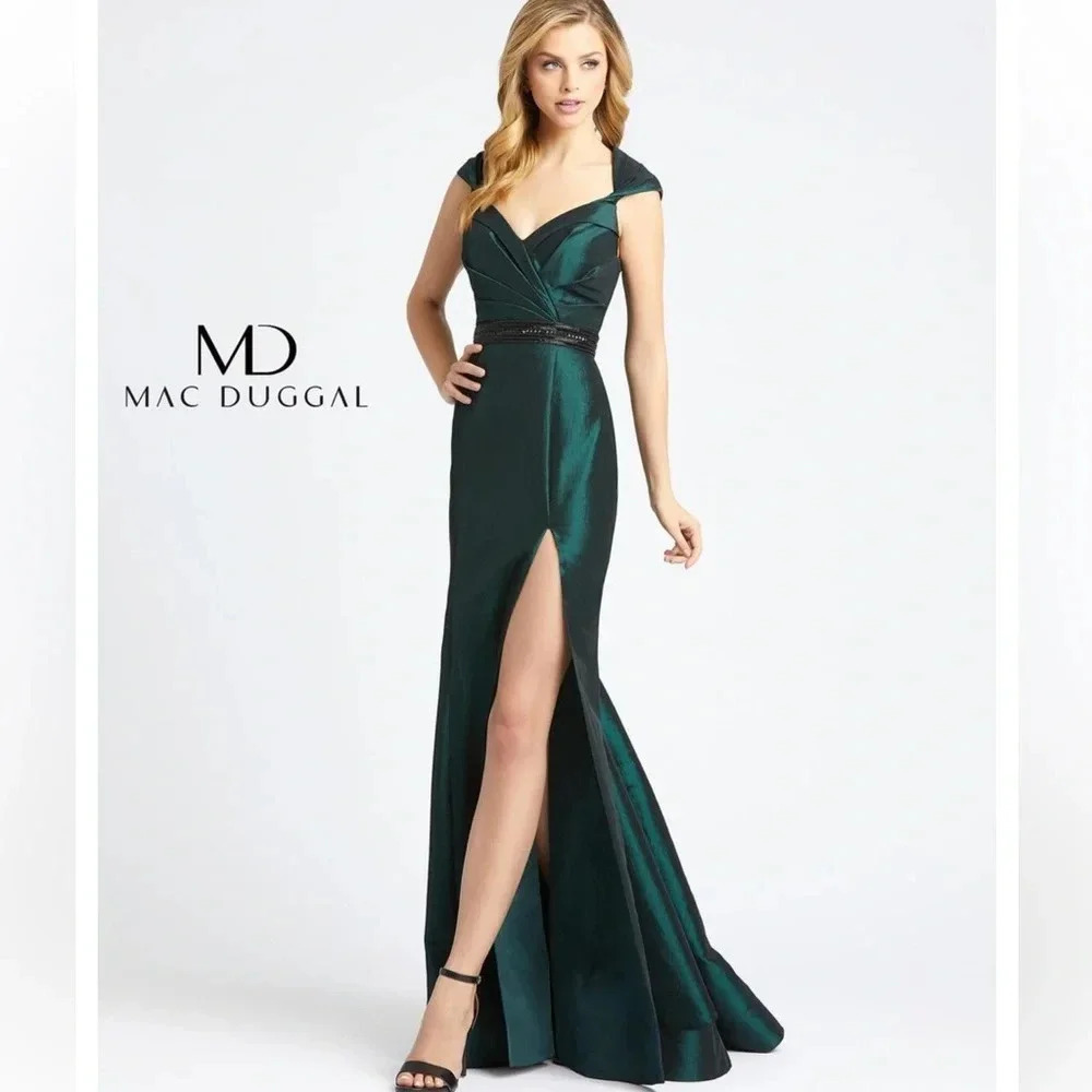 NEW Mac Duggal 12118L Bottle Green Evening Gown Size 0